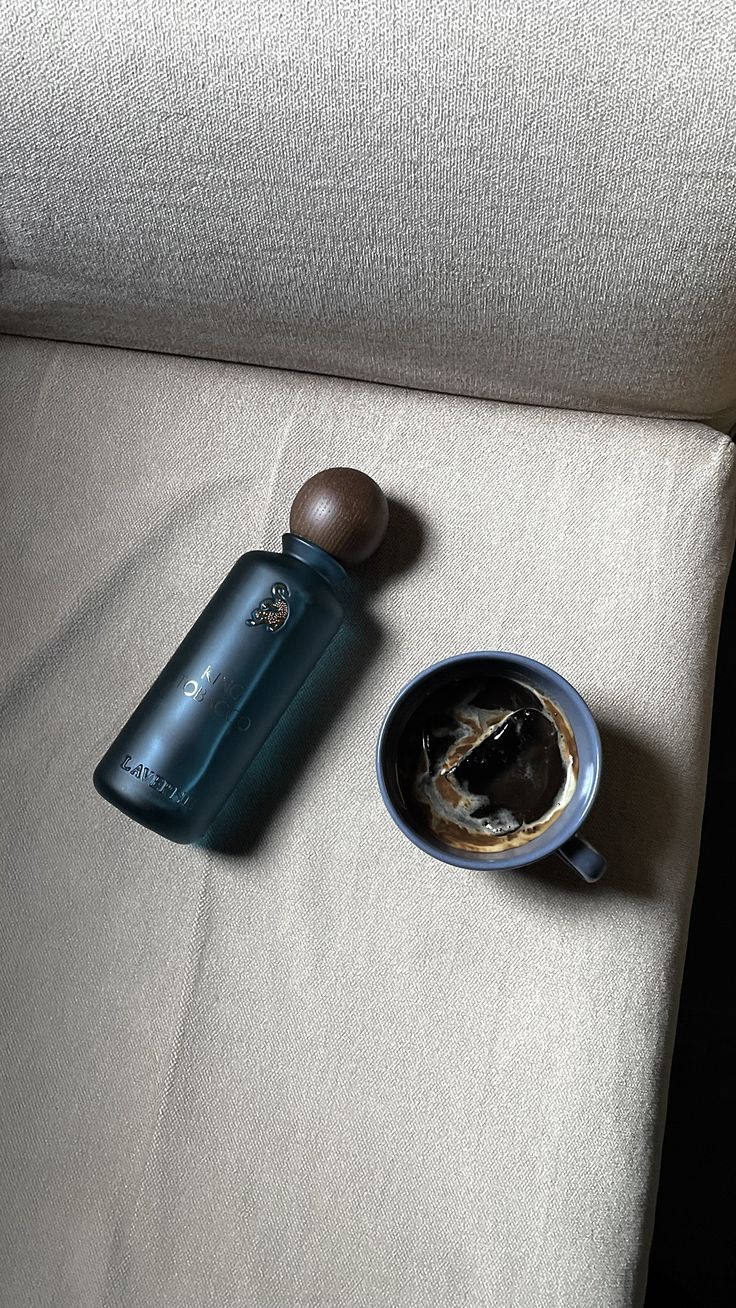 Laverne Blue Bakhur, 200ml, Unisex Fragrance